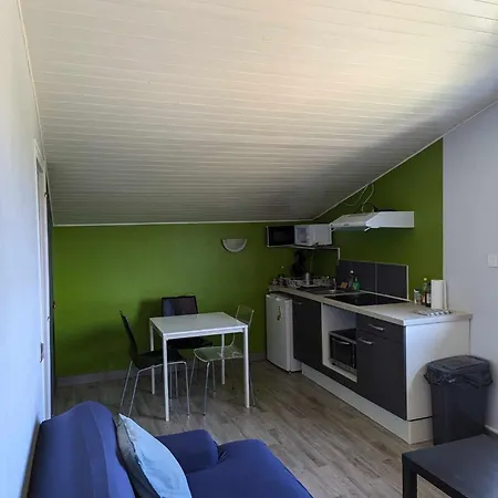 Petit T3 Au Calme La Motte-Servolex